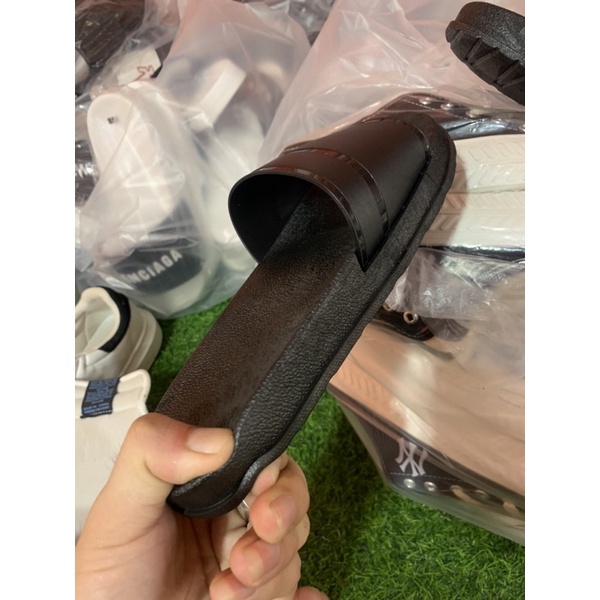 DÉP SIÊU BỀN THỜI TRANG