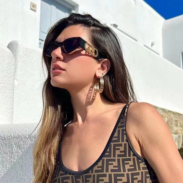 Kính Mát Tròng Hình Học Cho Nam Nữ