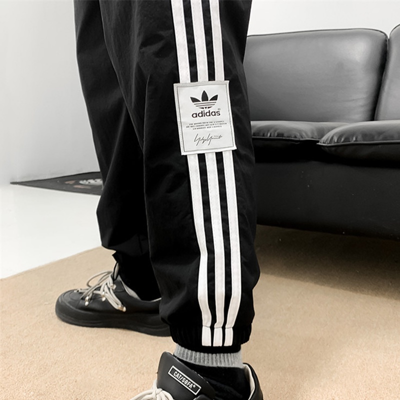 Quần Thể Thao Adidas Dệt Kim Thiết Kế Năng Động Trẻ Trung Hợp Thời Trang Cho Nam Nữ