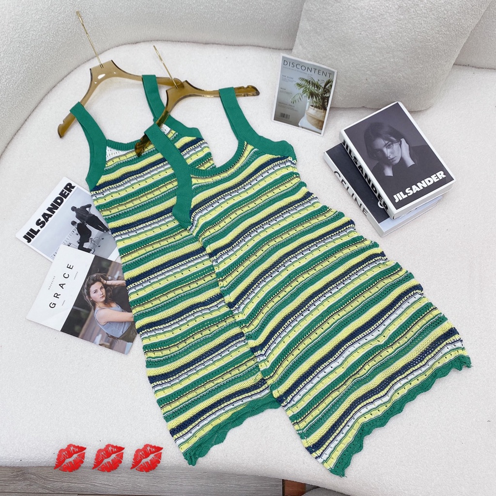 Váy len mongtoghi 2 dây kẻ xanh
