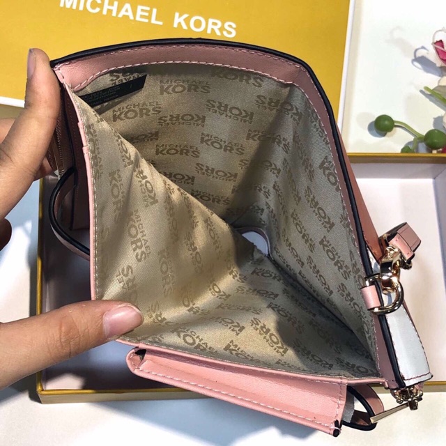 VÍ MICHEAL KORS DA THẬT