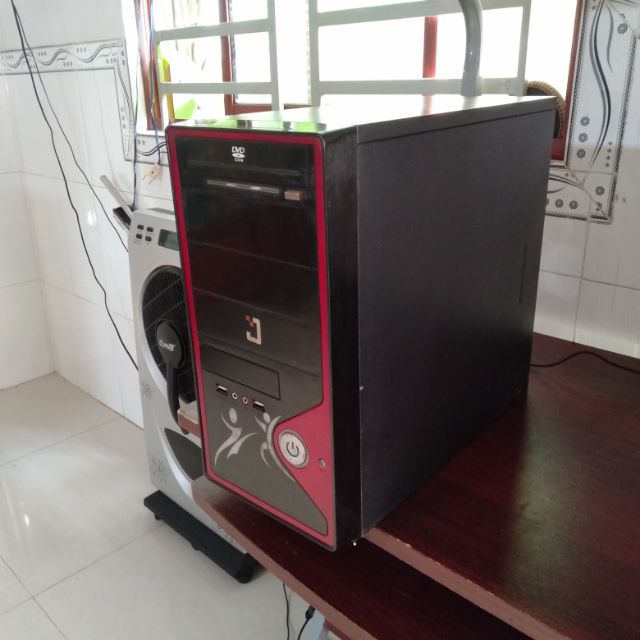 thùng máy tính bàn G31 ram 4g cpu 7400 hdd 160g