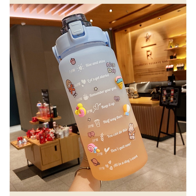 2000mL Large Capacity Water Bottle Portable Big Water Bottle With Straw Cup