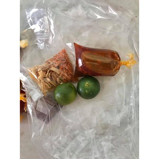 Bánh tráng sốt bò nổi tiếng Vũng Tàu