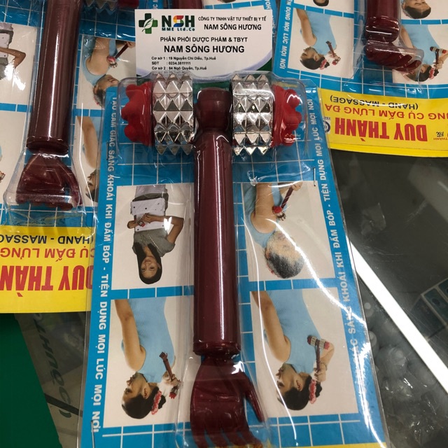Cây gậy dụng cụ Tay đấm lưng đa năng Duy thành (gậy kéo dài 3 khúc)
