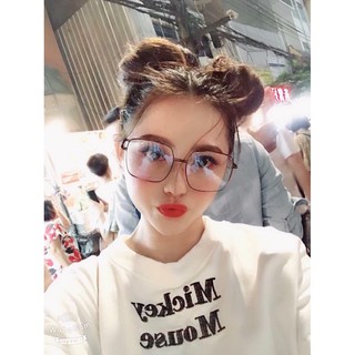 Hình thật hàng thật gọng kính mát nữ vuông loại to siêu đẹp phong cách ca sĩ Hàn Quốc