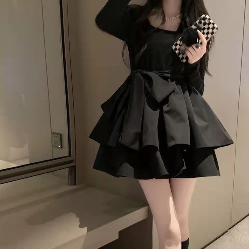 Đầm Đen Cổ Vuông Thắt Nơ Nhấn Eo Tôn Dáng Hợp Thời Trang Cho Nữ  tao bao
