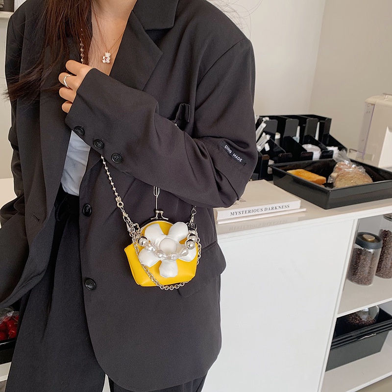 Túi Đựng Tai Nghe Họa Tiết Hoa Xinh Xắn