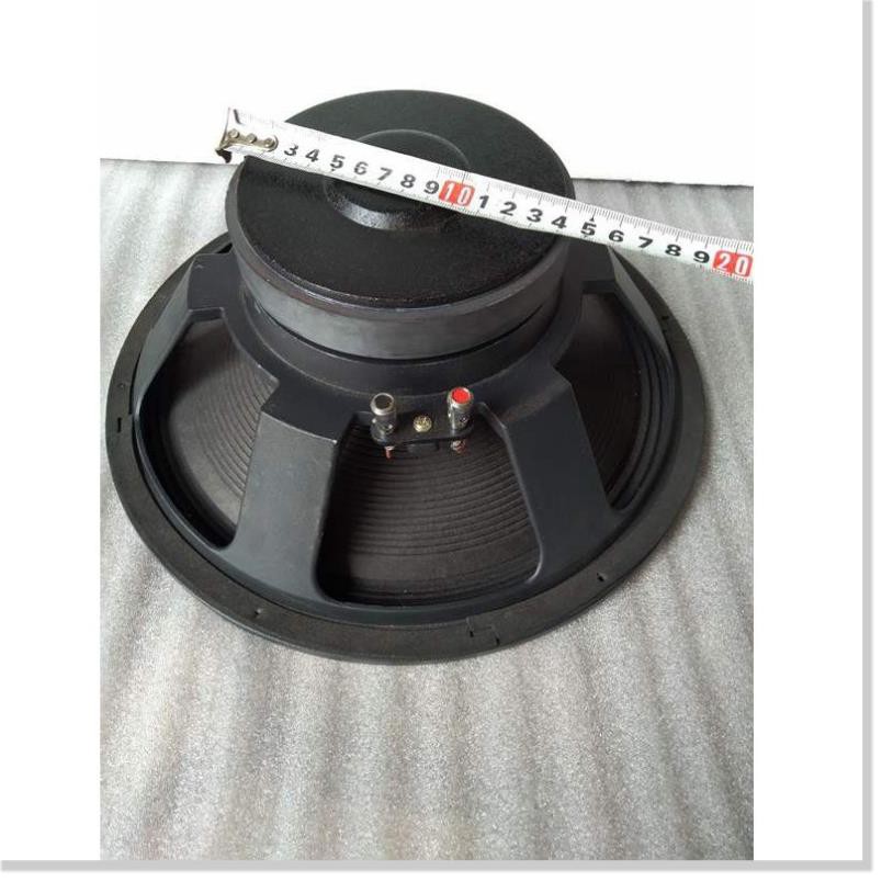 Một củ loa bass 30 NECXO từ 140mm