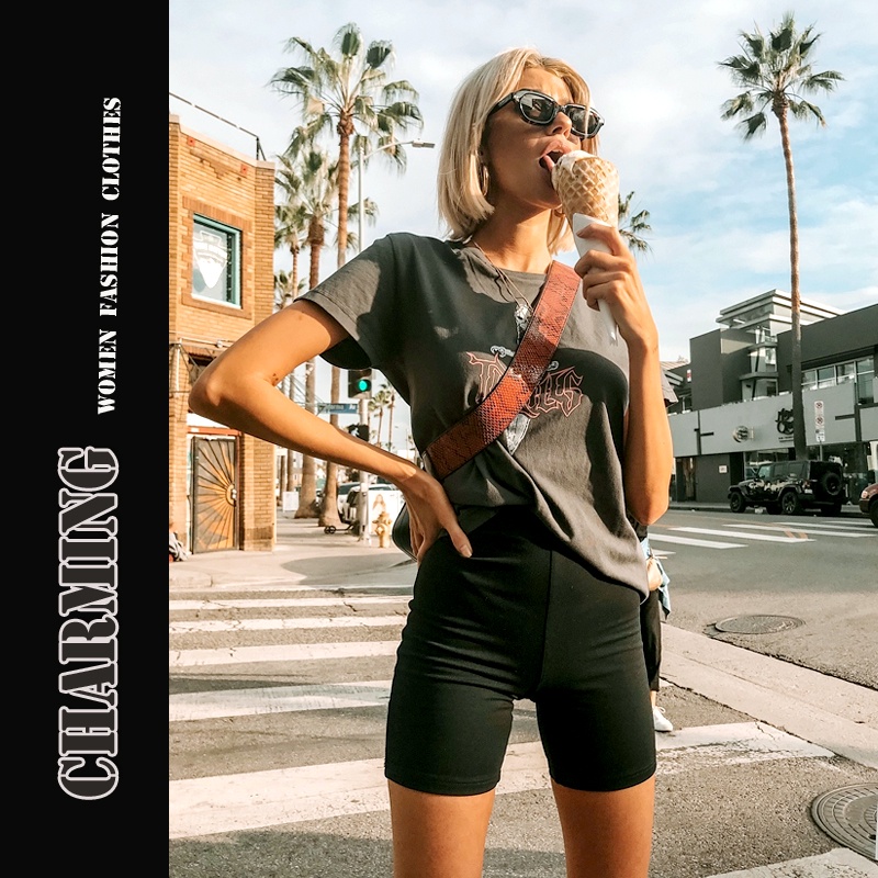 Quần ngắn màu trơn phong cách quyến rũ dành cho nữ