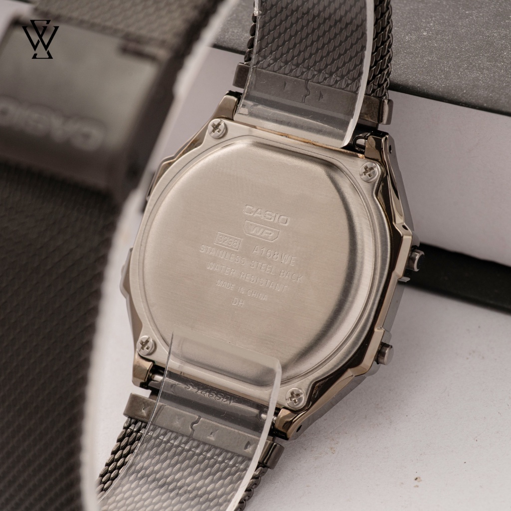 Đồng Hồ Quartz Nam Casio WATCHSTORE A168WEMB-1BDF Thiết Kế Mặt Kính Vuông 36.5mm, Dây Đeo Kim Loại Và Vỏ Nhựa