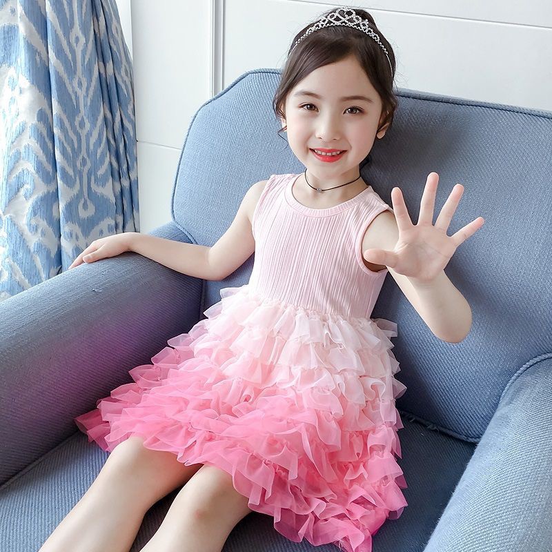 Váy ren hồng sát nách phối lưới nhiều tầng cho bé gái mặc xuân hè