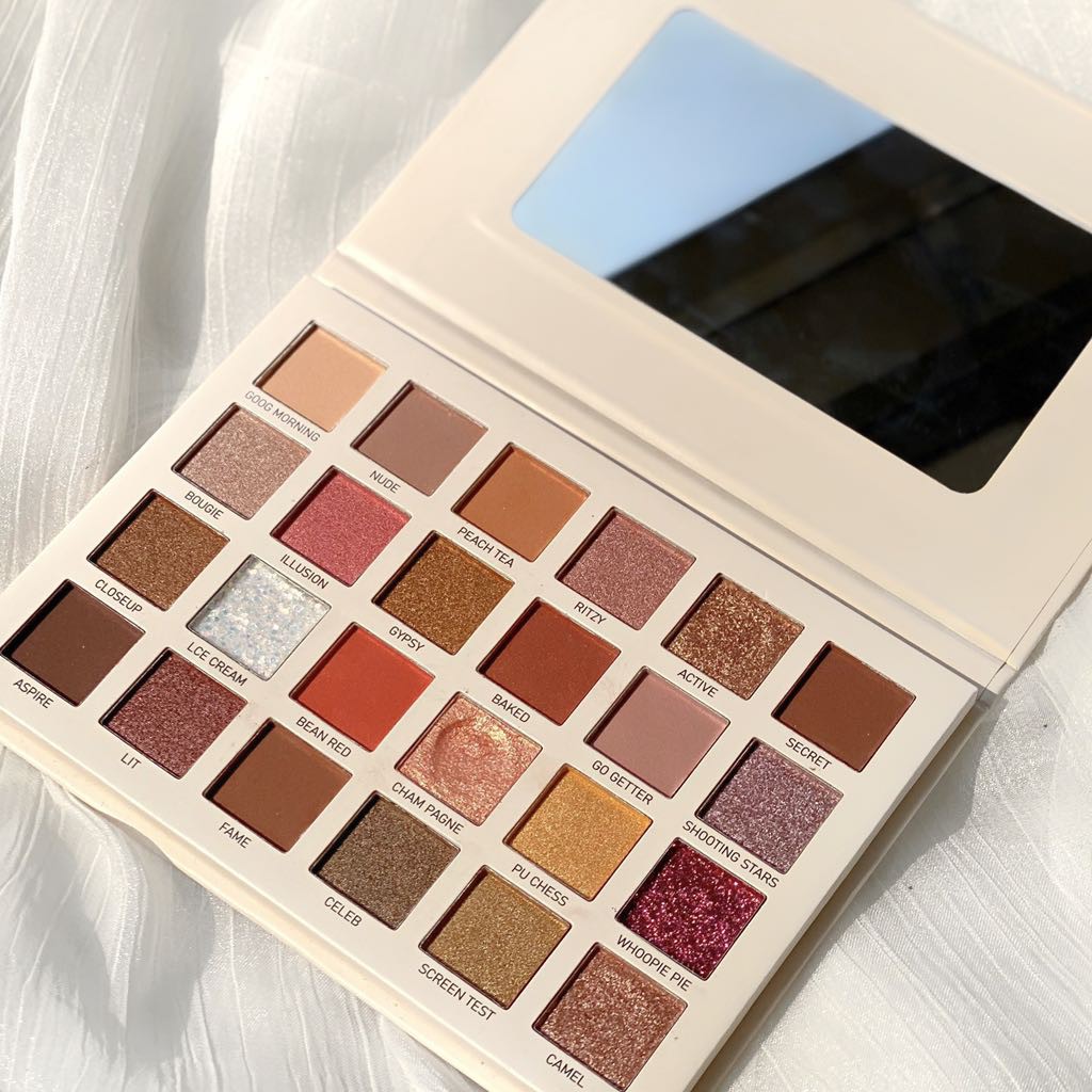 Bảng mắt 24 ô mix lì nhũ Ruhuatuo búp bê E406 | BigBuy360 - bigbuy360.vn