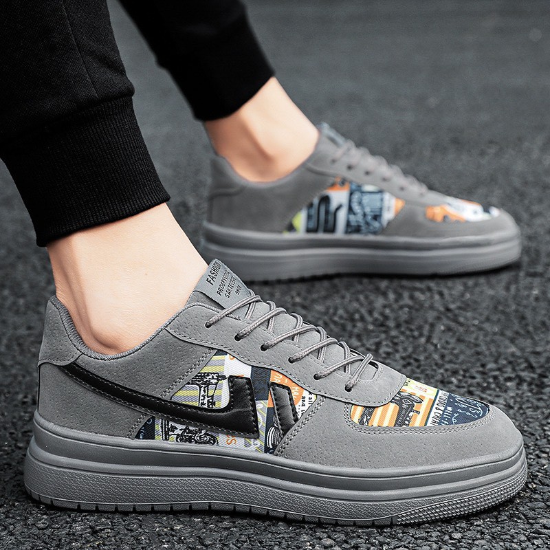 Giày thể thao nam màu be sườn chữ