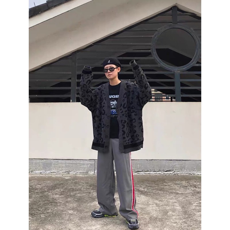 (Sẵn Xám) Áo Cadigan hoạ tiết da báo dáng Oversized cho Nam và Nữ Ulzzang | BigBuy360 - bigbuy360.vn