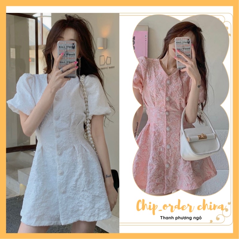 Đầm tiểu thư cắt ao sau lưng ,khuy đính ngực sang chảnh nữ tính