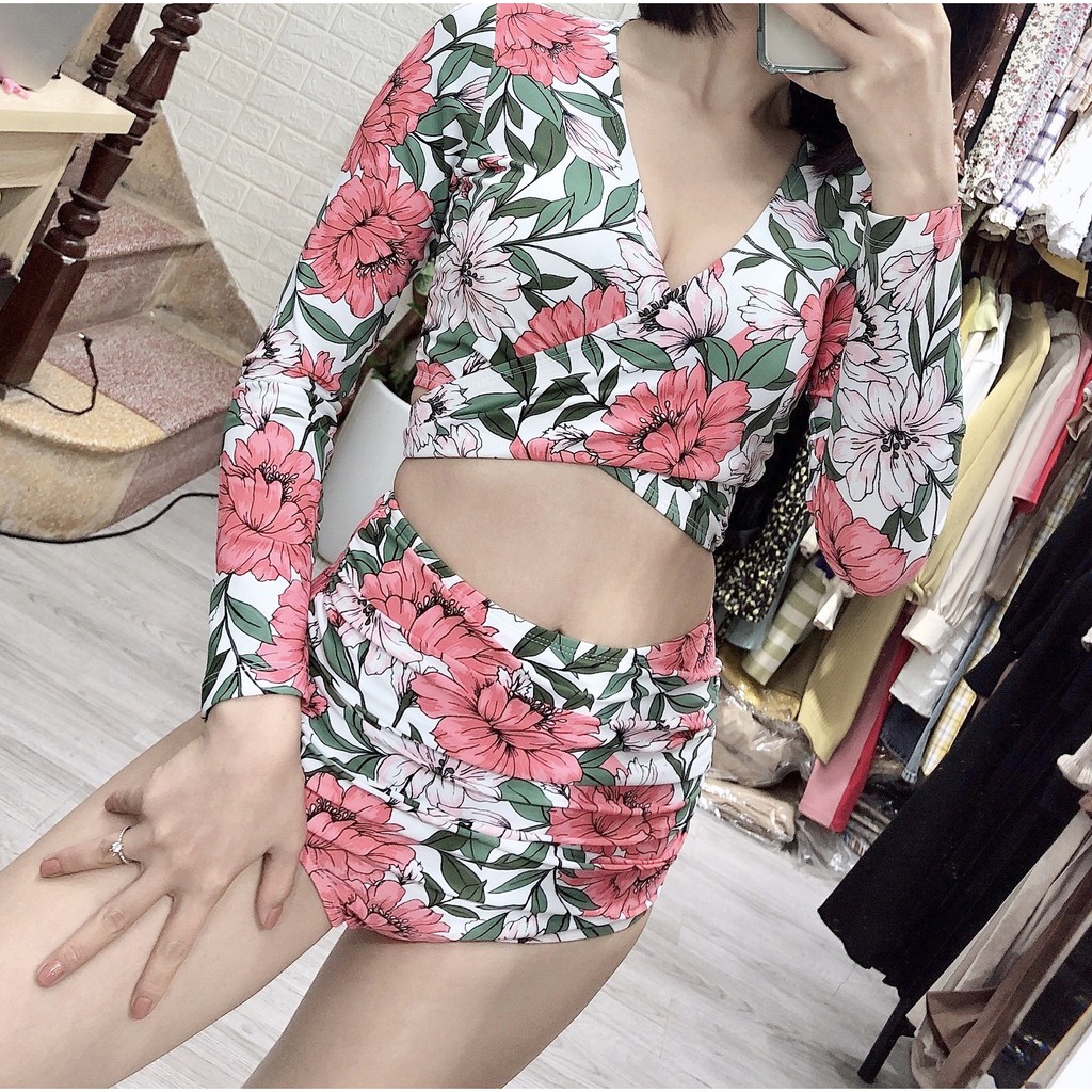 Bikini hai mảnh dài tay ️Freeship️ họa tiết hoa lá hoa hồng quần cạp cao mặc đi biển đi bơi mới nhất
