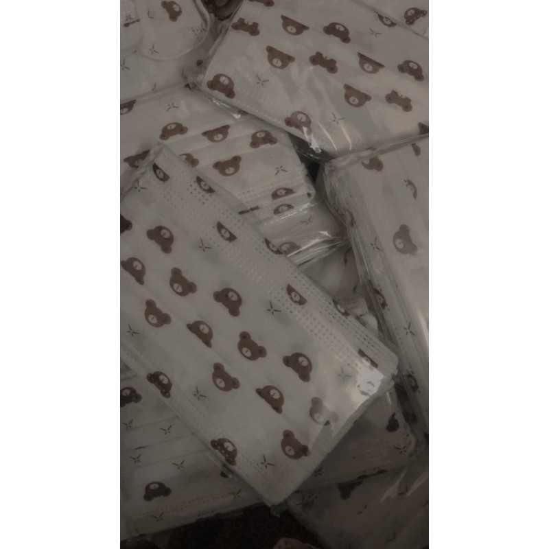 KHẨU TRANG GARCOTEX gấu hoạt hình hoạ tiết cute | BigBuy360 - bigbuy360.vn
