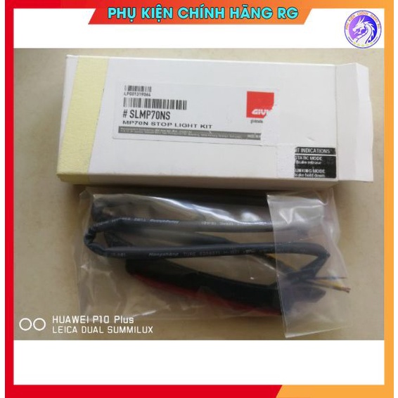 Đèn led cảnh báo dừng Givi SLMP70NS gắn đế thùng Givi chính hãng