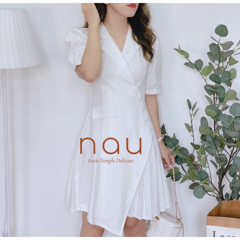 Đầm cổ vest nút bọc phối xếp li