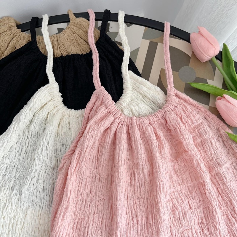 Áo cổ yếm phối bèo mùa hè