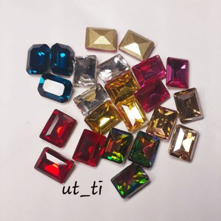 Đá chữ nhật chân vàng(0,8cm×0,6cm)
