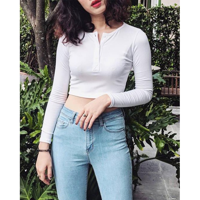 Áo Croptop Nữ Tay Dài Cổ Tròn Gài Nút Dáng Ôm Trắng - FBULST - Hashtagem ( freesize dưới 50kg )