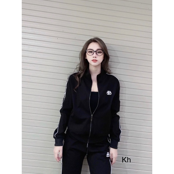 Bộ thể thao nữ kéo khoá chữ B