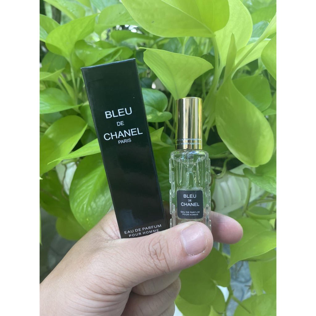 Nước hoa Nam Bleu de Chanel Eau de Parfum dạng xịt chỉ với 20ml mùi gợi cảm sang trọng tinh tế