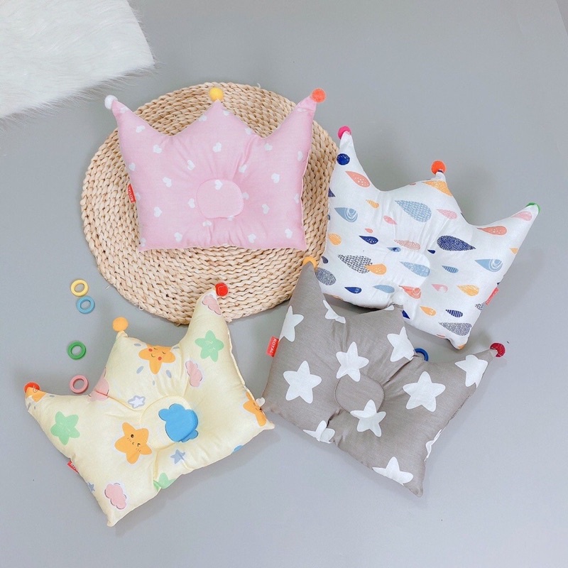 Gối Lõm Hình Vương Miện Chống Bẹt Đầu Cho Bé (30x25cm)