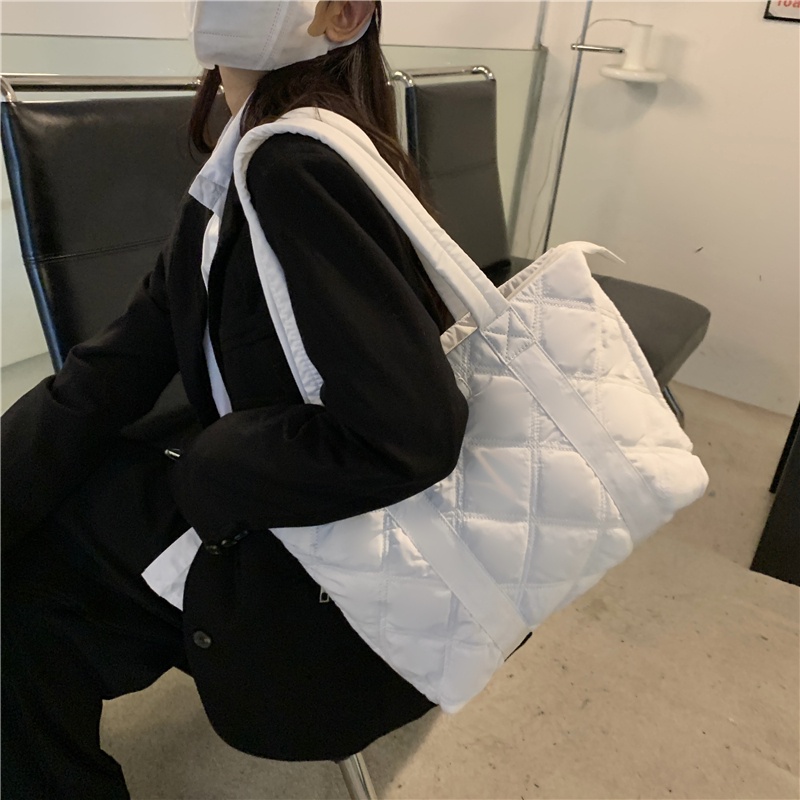 Túi xách tay/ đeo một bên vai IELGY thời trang với ngăn chứa lớn trẻ trung dành cho nữ