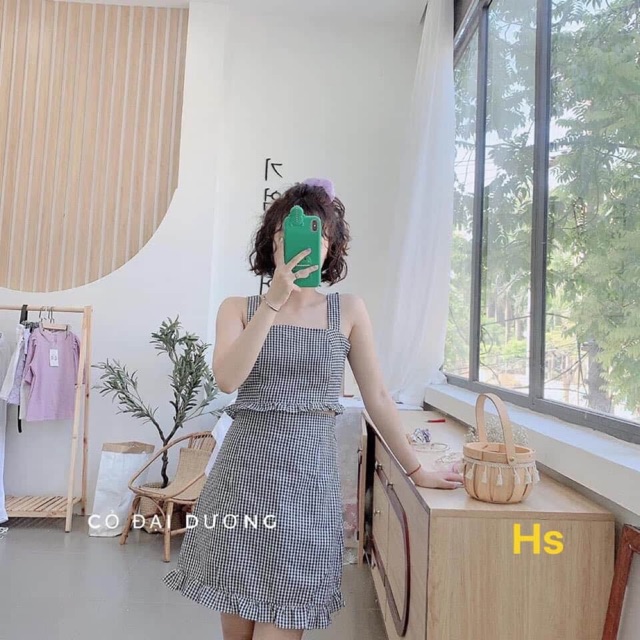 Sét áo kẻ chun bèo gấu + chân váy kẻ HSU1 | BigBuy360 - bigbuy360.vn