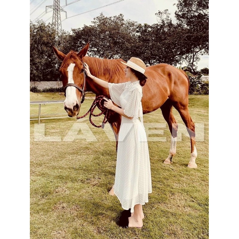 Đầm maxi voan bi nổi hở lưng cột nơ | BigBuy360 - bigbuy360.vn