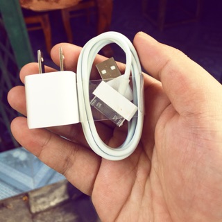 Sạc cáp iphone 4/4s hàng tốt giá rẻ