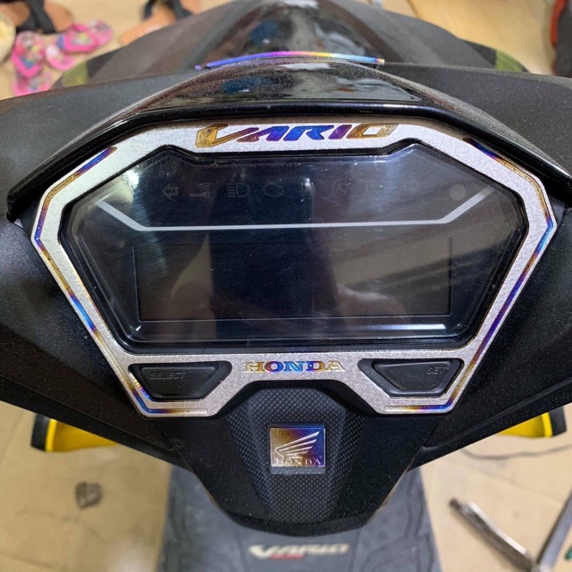 viền đồng hồ Vario