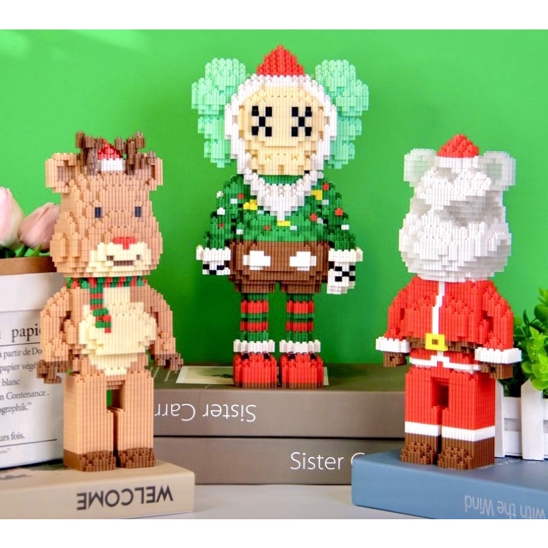 Đồ chơi xếp hình Legogi BEARBRICK NOEL Giáng Sinh gạch răng cưa mô hình lắp ráp lắp ghép quà tặng Giáng Sinh
