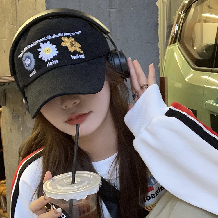 Mũ bóng chày MG STUDIO thêu họa tiết hoa