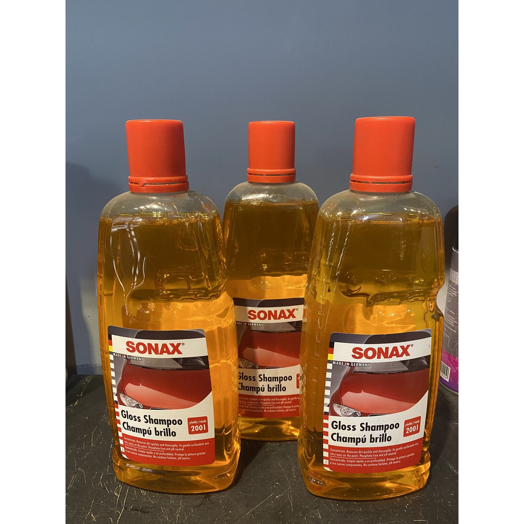 Nước rửa xe Sonax Gloss Shampoo 1L.