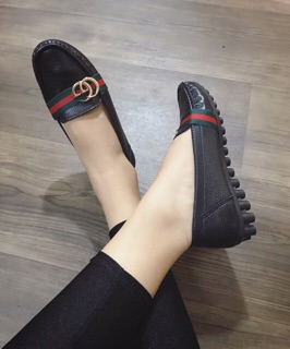 Giày lười trắng GG