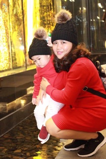 Mẹ và bé