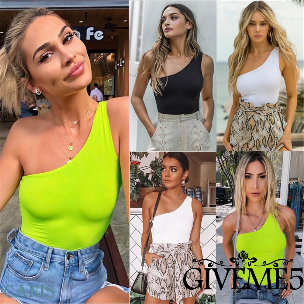 Bộ jumpsuit lệch vai kiểu dáng quyến rũ cho nữ