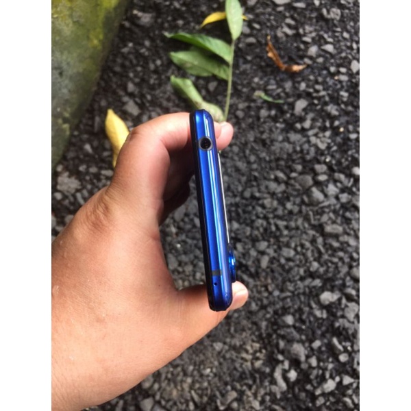Điện thoại Sharp Aquos R5g gaming