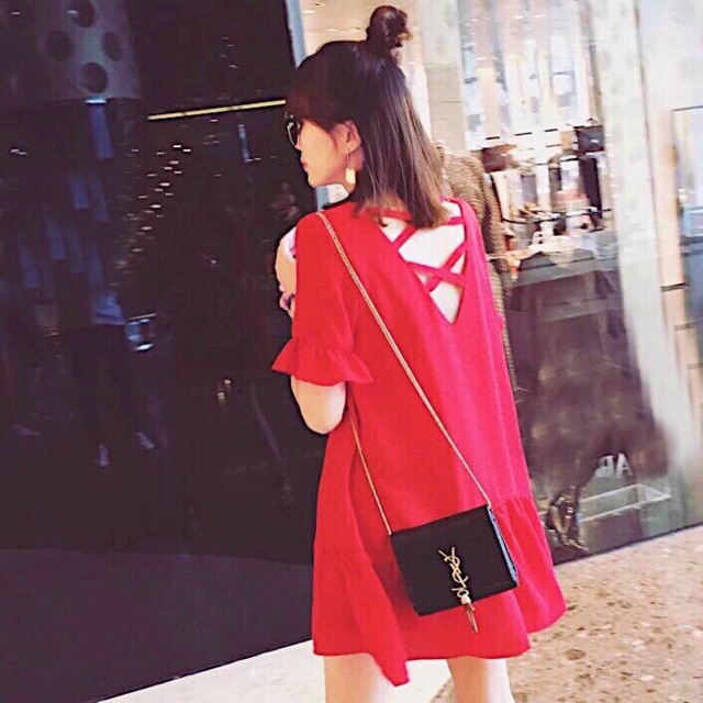 Đầm đỏ đan dây sau