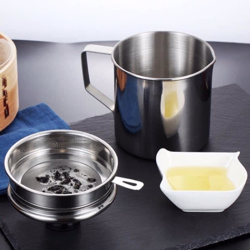 Dụng cụ lọc dầu mỡ inox không han gỉ có rây lọc tiện lợi, ca bình lọc dầu ăn dung tích 1,2l
