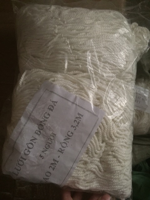 Gôn bóng đá 5 người  cao 2m , rộng 3,2 m