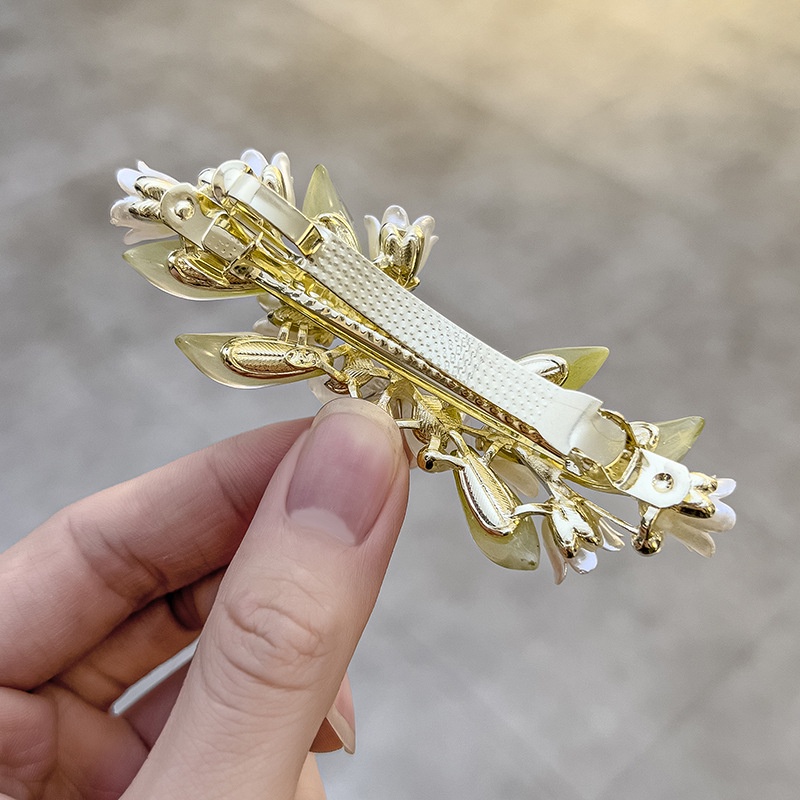 Kẹp Tóc Hoa Lily Thời Trang Sang Trọng