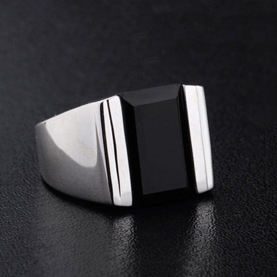 Nhẫn Thép Titan Đính Đá Đen Thời Trang Cho Nam