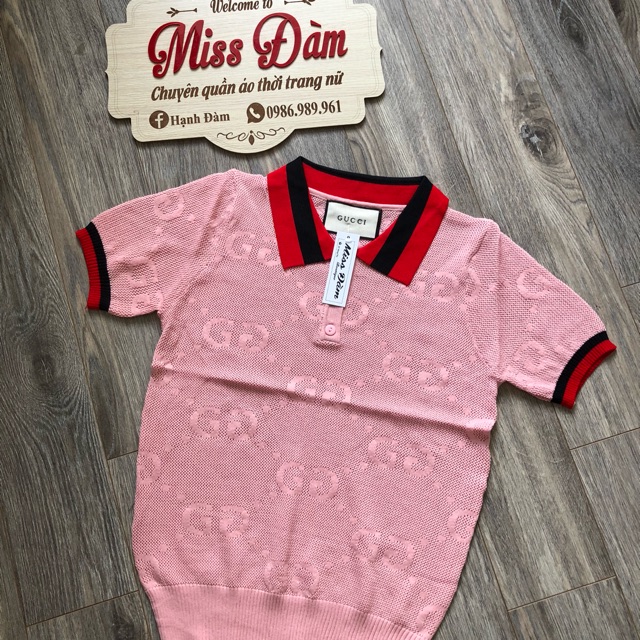 Áo len montoghi Gucci cổ Đức