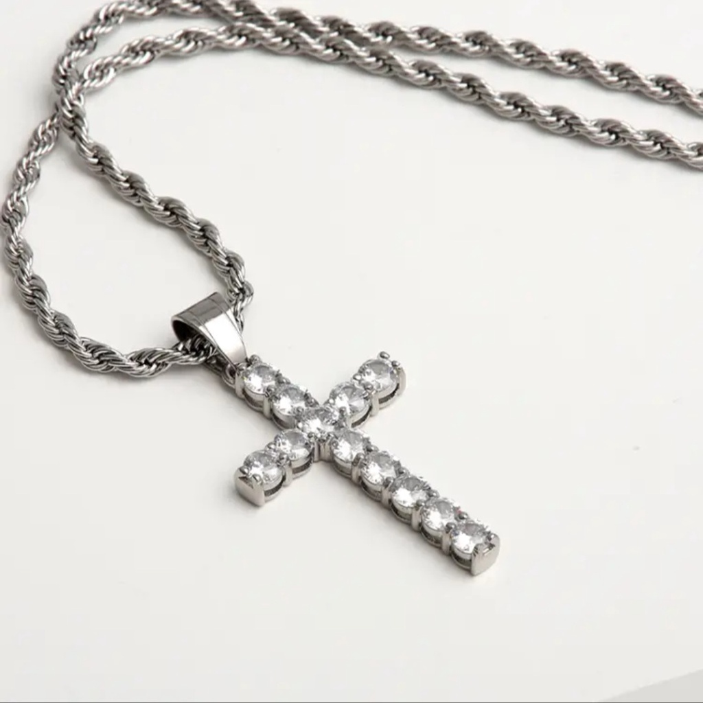 Dây Chuyền Nam Mặt Chữ Thập Đính Đá Siw Chain Lucifer Store Màu Bạc Đẹp Cao Cấp - Vòng Cổ Nam  Siw Chain Chất Liệu Titan