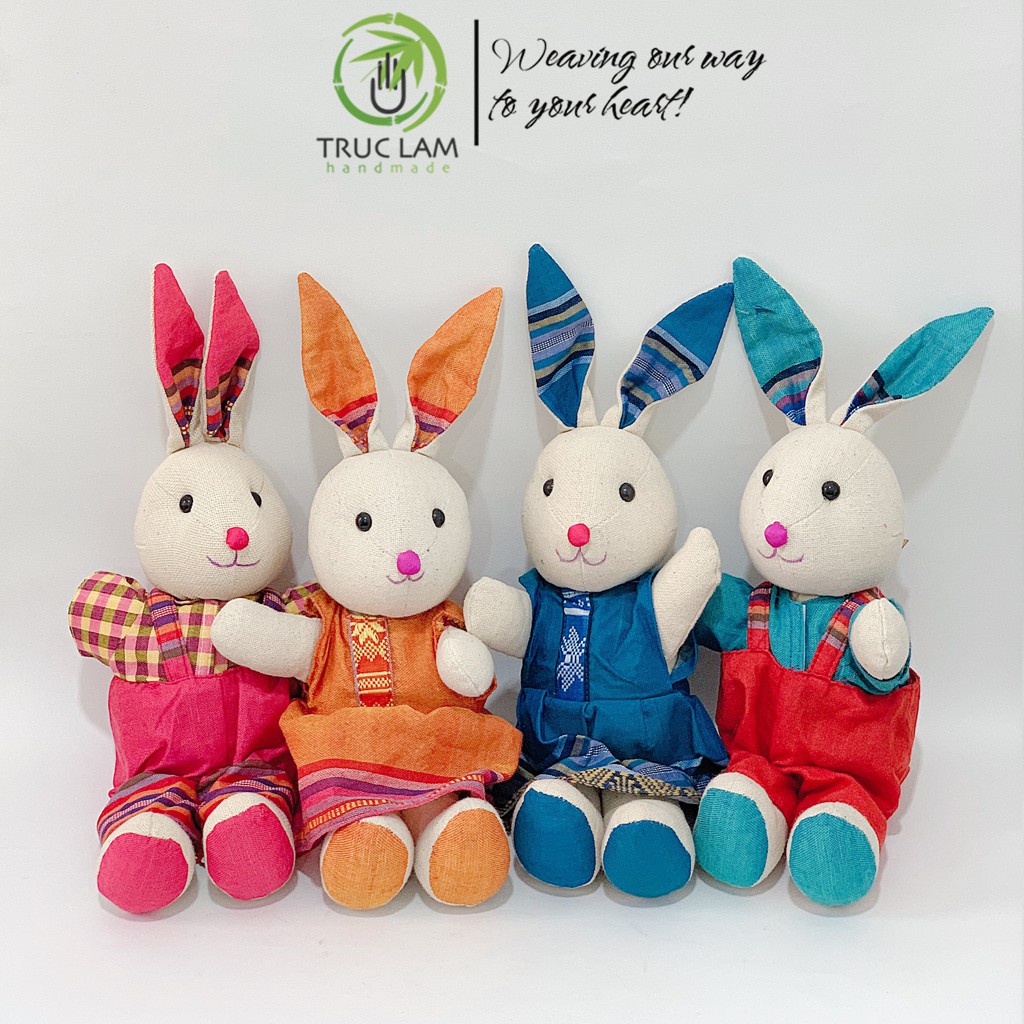 Combo Đôi Bạn Thỏ Nhồi Bông Mặc Trang Phục Vải Dệt Tay Thổ Cẩm Thái Mai Châu Size Lớn – Trúc Lâm Handmade
